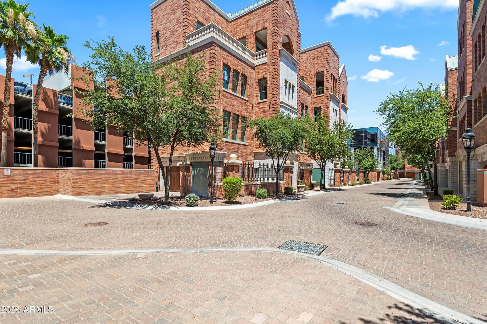 54 W PALM Lane 54, Phoenix, AZ 85003 — photo 3 of 47
