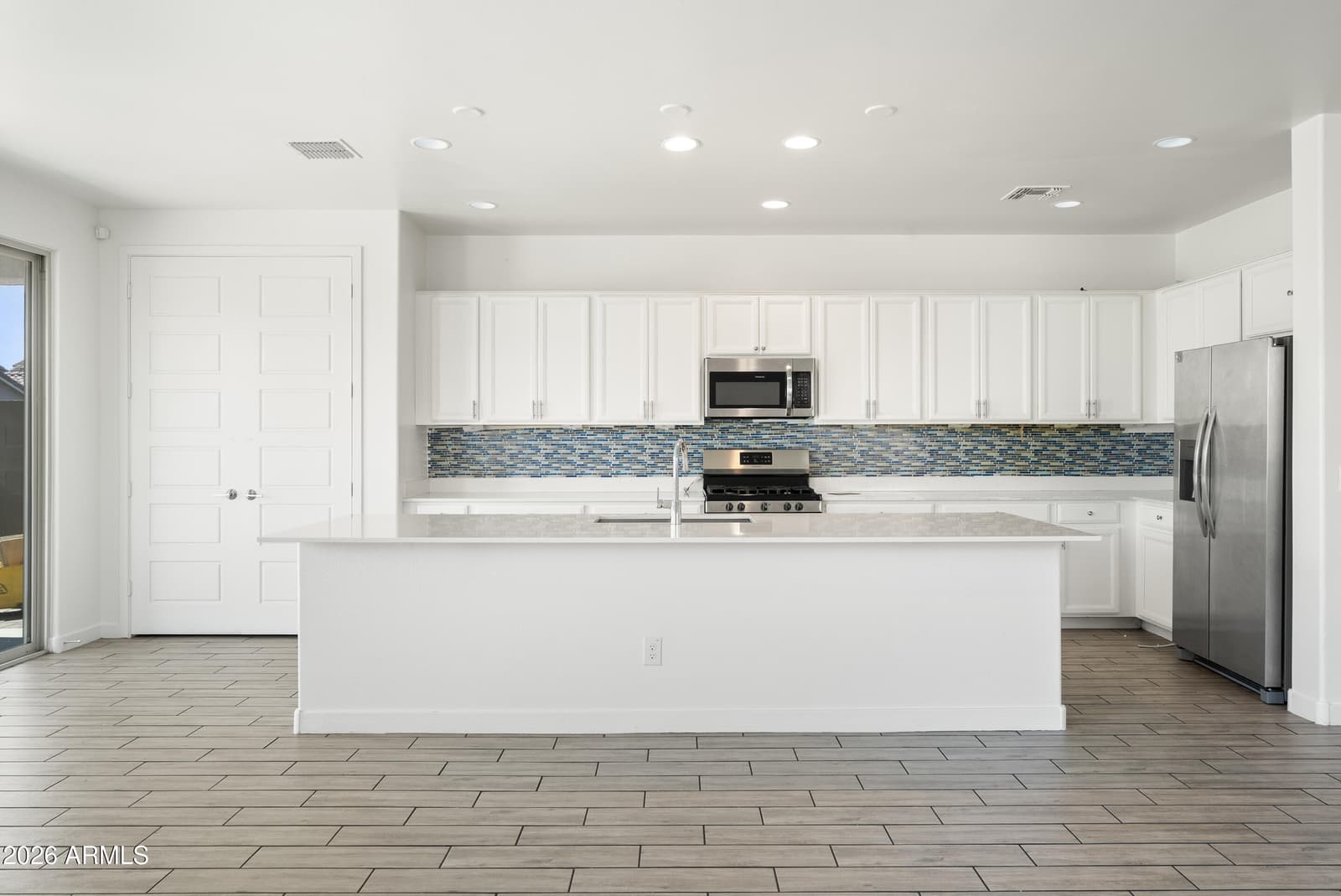 9207 W SELLS Drive, Phoenix, AZ 85037 — photo 8 of 23