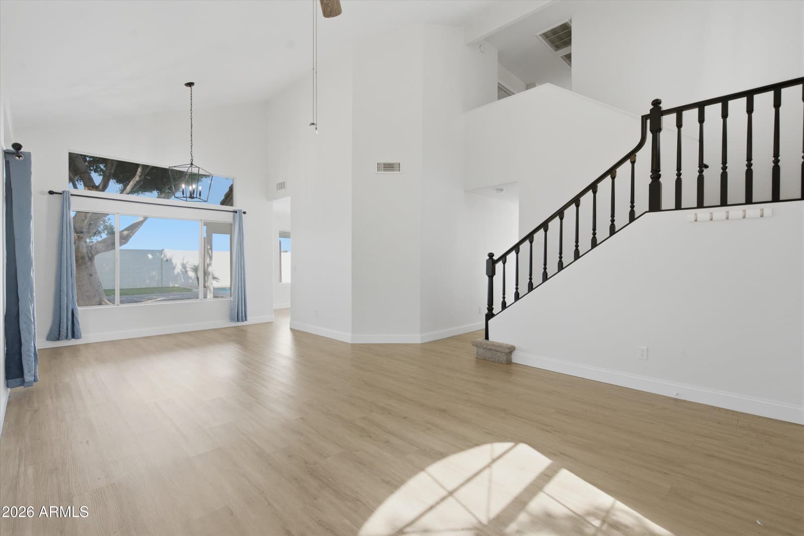 3522 N ARABELLA, Mesa, AZ 85215 — photo 4 of 41