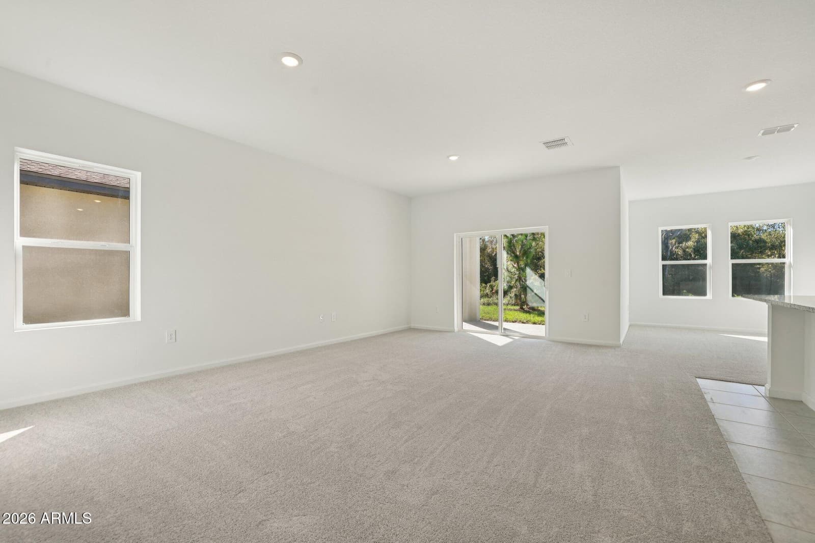 10086 W DEVONSHIRE Avenue, Phoenix, AZ 85037 — photo 10 of 40