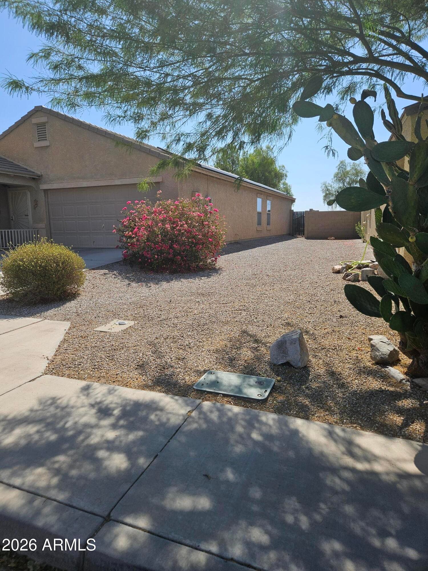 5069 S 235TH Drive, Buckeye, AZ 85326 — photo 3 of 39