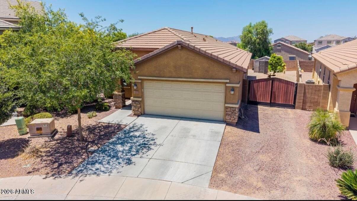 42050 W RAMONA Street, Maricopa, AZ 85138 — photo 7 of 59