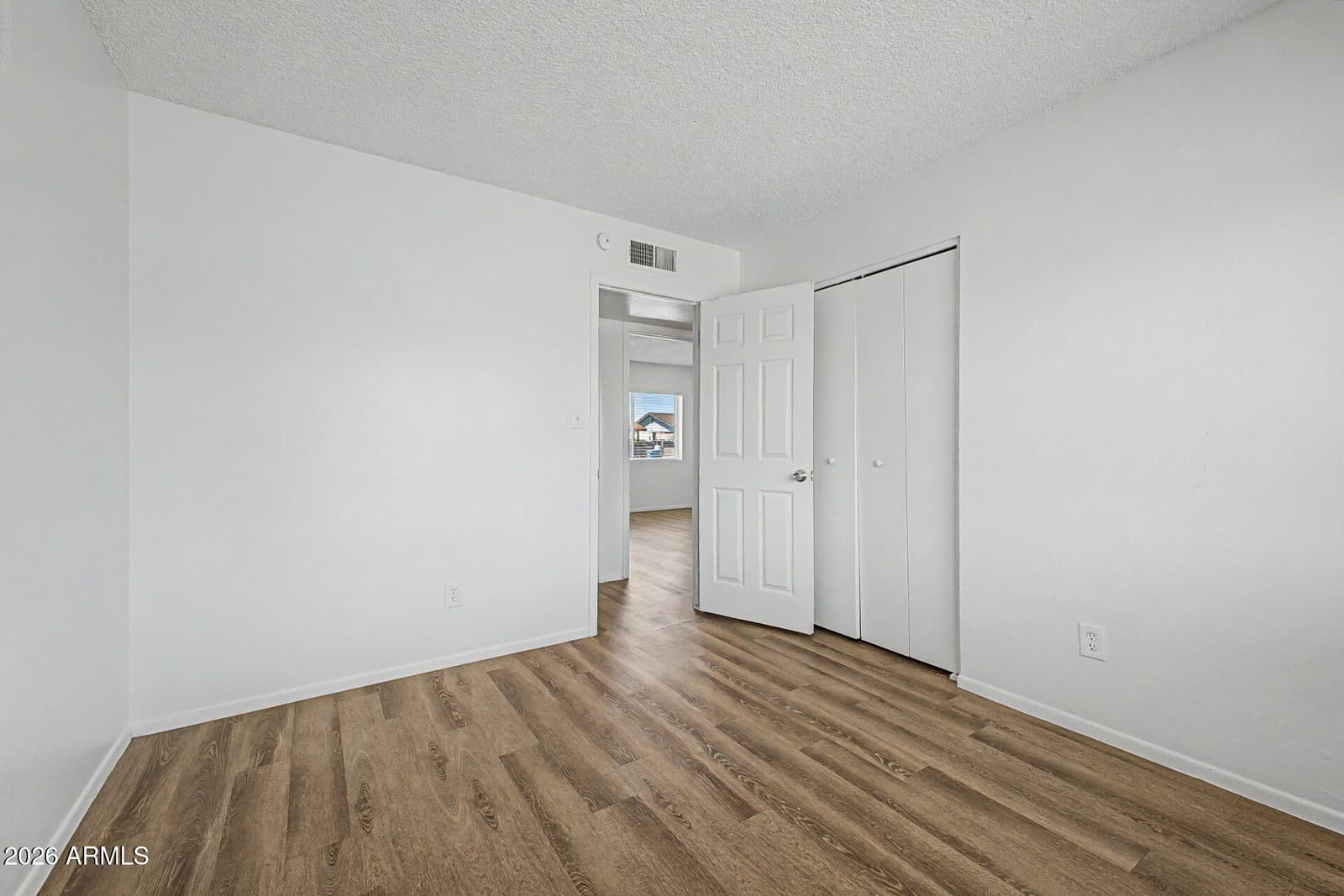 7506 W TURNEY Avenue, Phoenix, AZ 85033 — photo 19 of 27