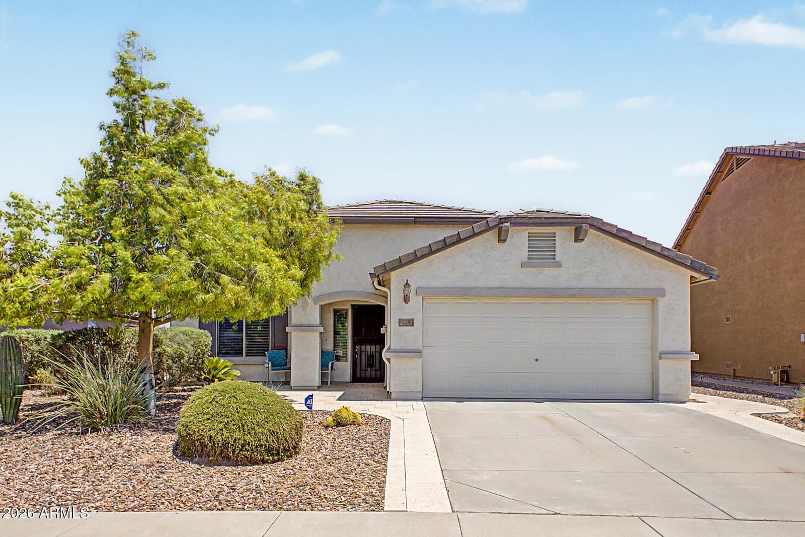 2315 N DAISY Drive, Florence, AZ 85132 — photo 1 of 44
