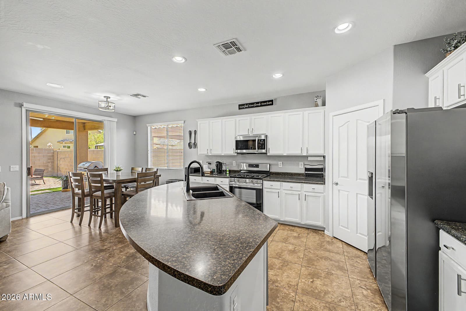3323 S 90TH Lane, Tolleson, AZ 85353 — photo 14 of 38