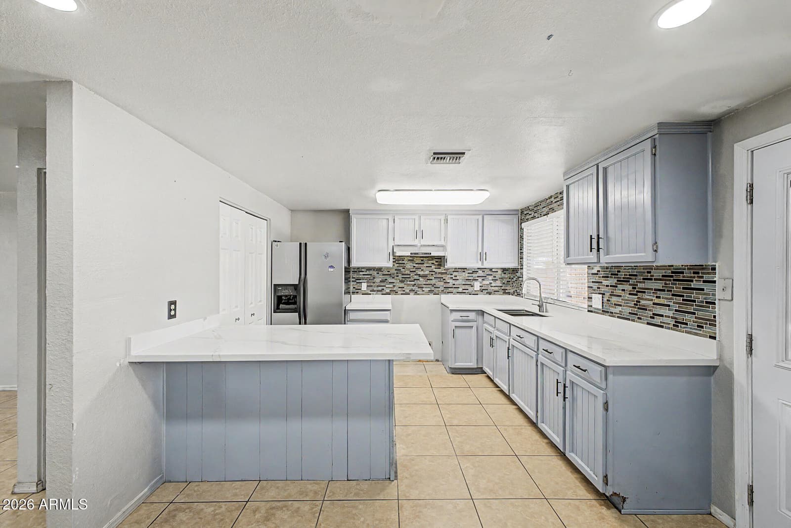 1902 N 41ST Avenue, Phoenix, AZ 85009 — photo 10 of 34