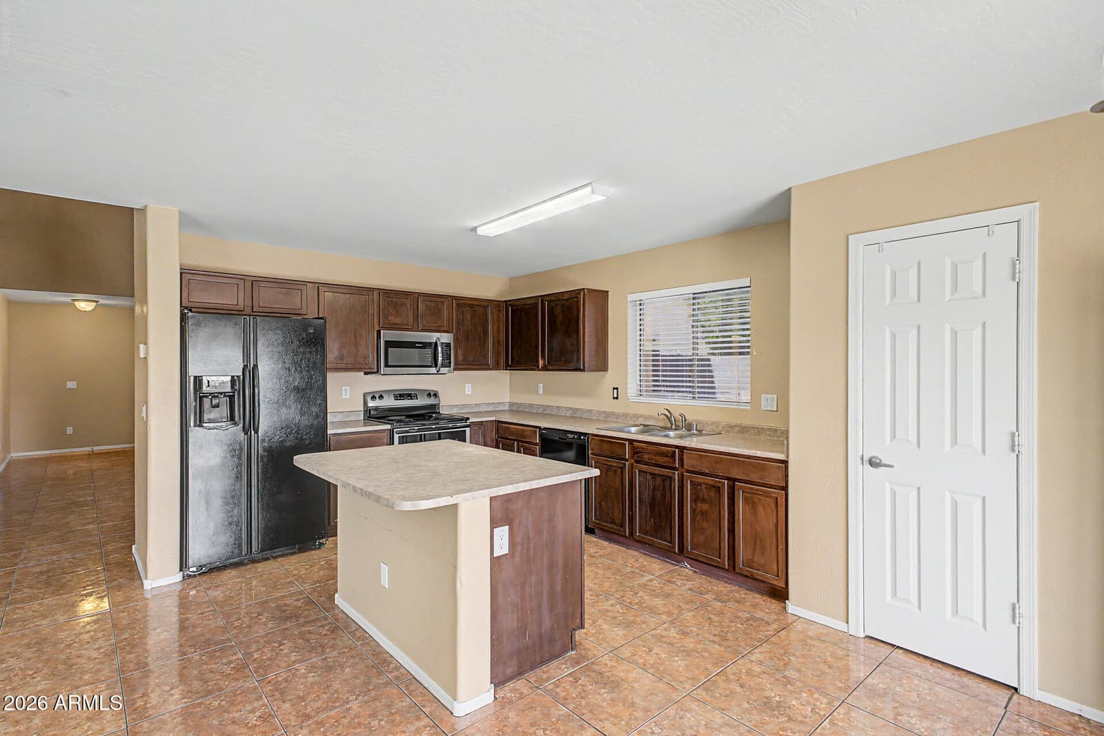 2525 W TANNER RANCH Road, San Tan Valley, AZ 85144 — photo 10 of 53