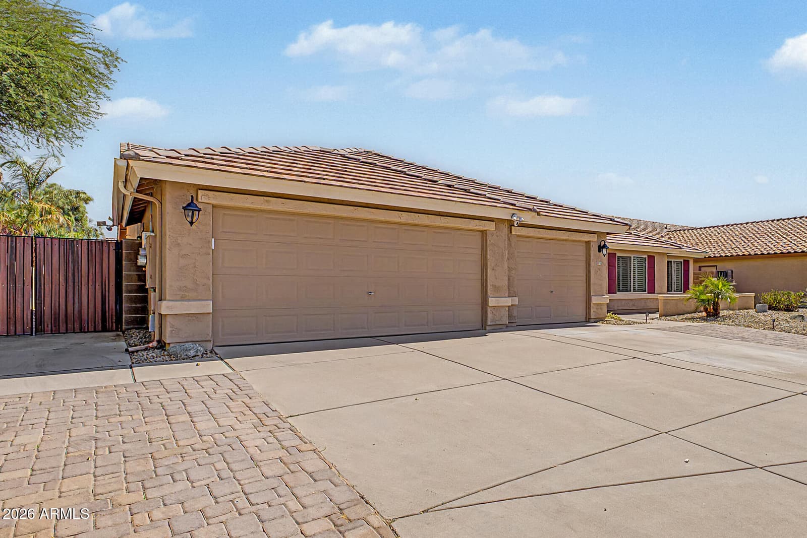 1127 E DUBLIN Street, Gilbert, AZ 85295 — photo 4 of 55