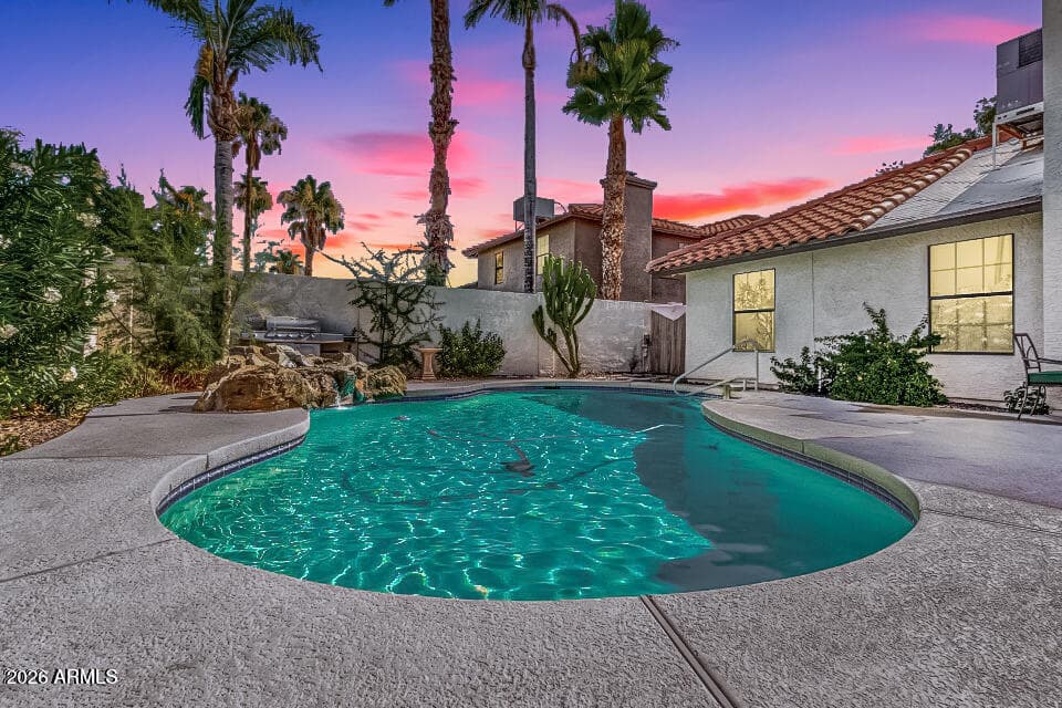 15014 N 48TH Place, Scottsdale, AZ 85254 — photo 2 of 12