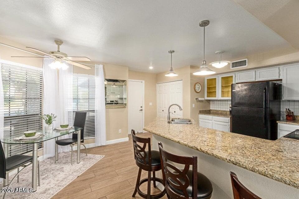 15014 N 48TH Place, Scottsdale, AZ 85254 — photo 4 of 12