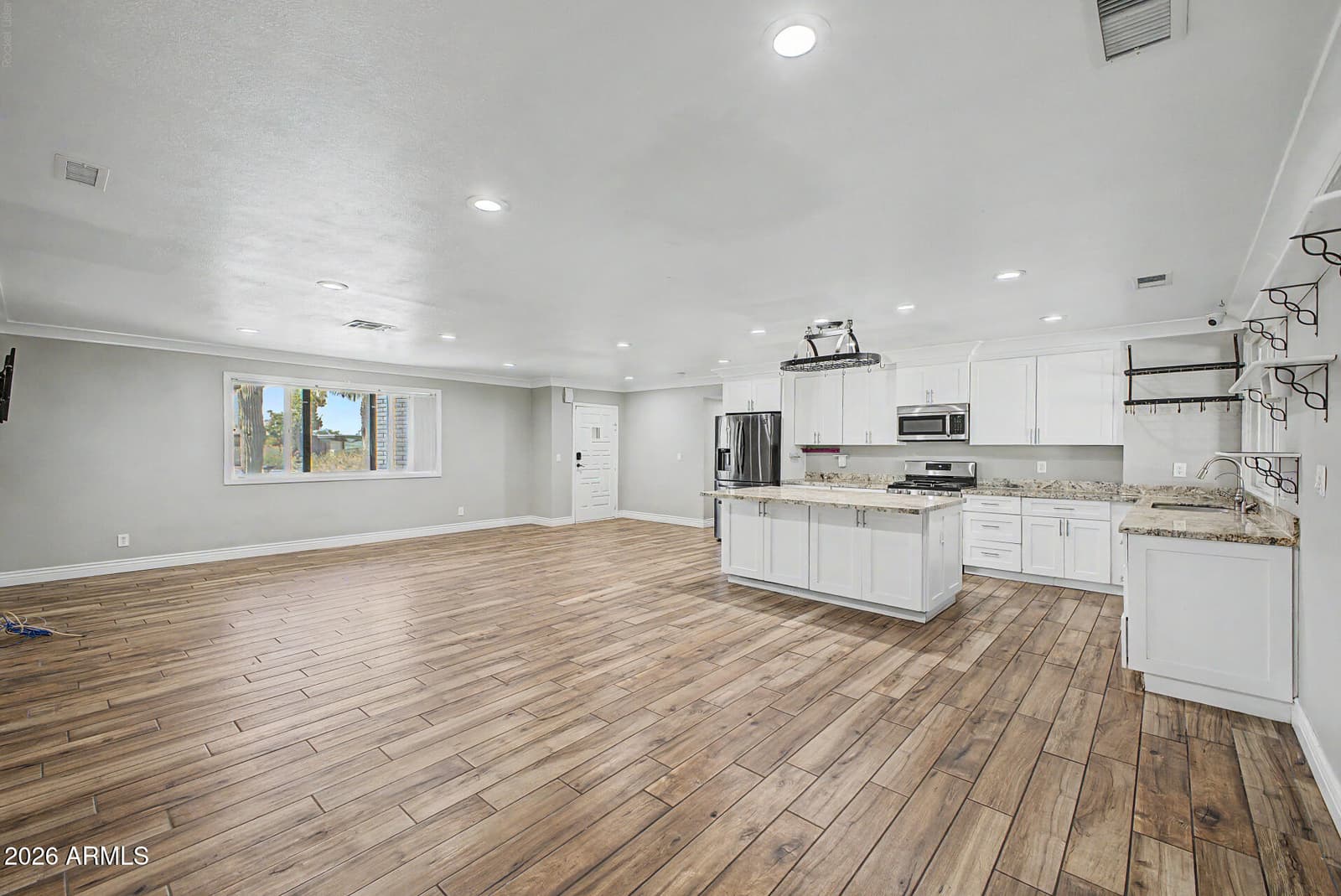 3710 E ARBOR Circle, Mesa, AZ 85206 — photo 15 of 50