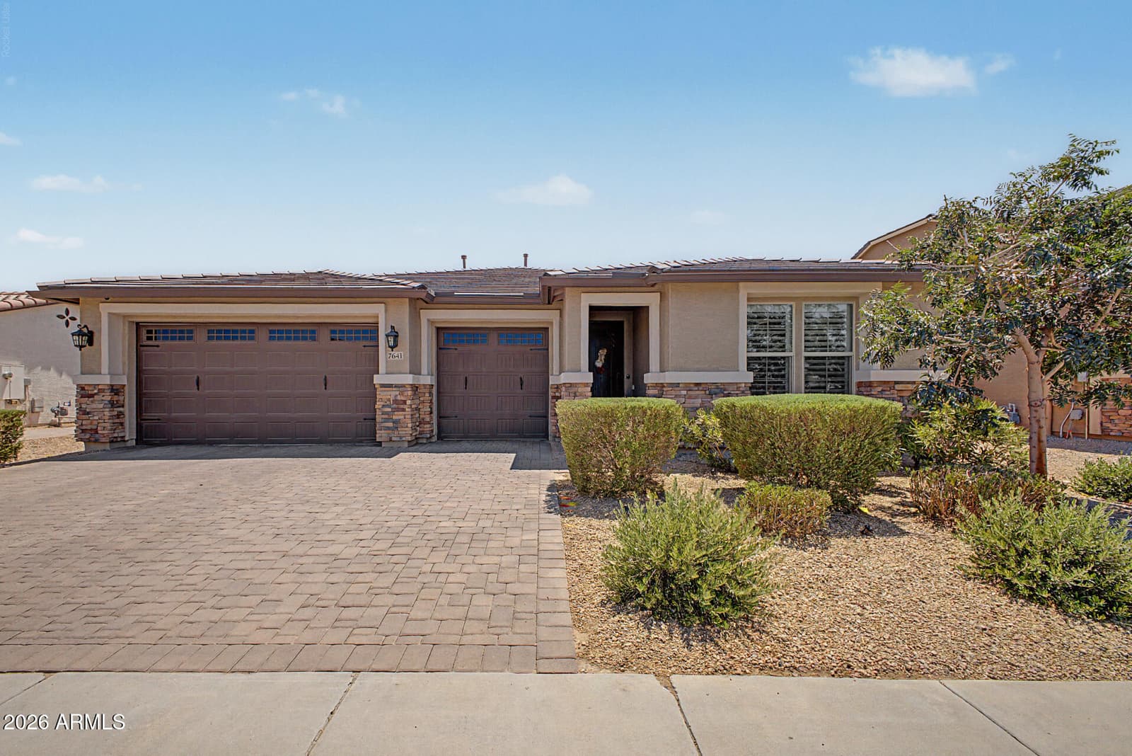 7641 W ODEUM Lane, Phoenix, AZ 85043 — photo 1 of 55