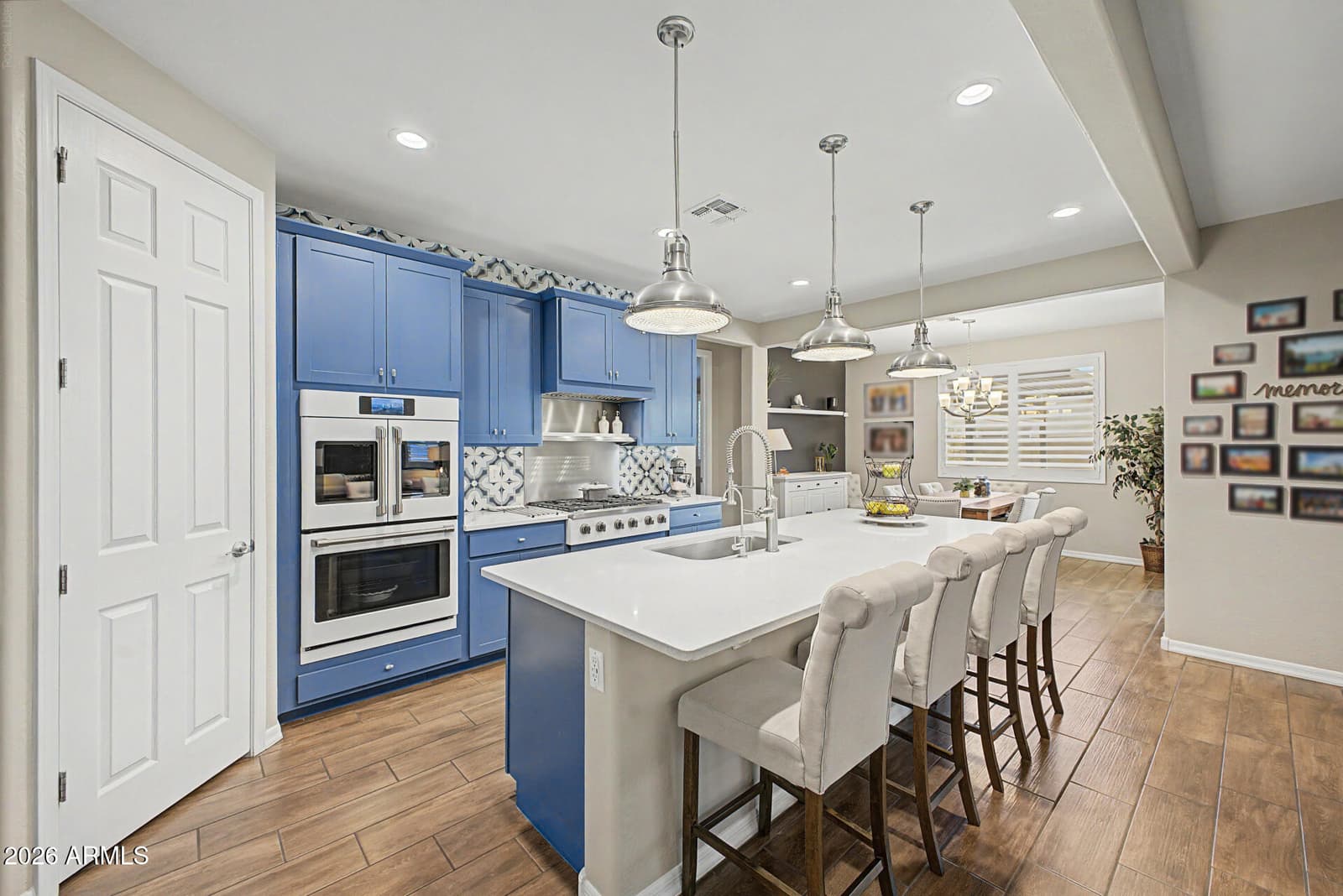 7641 W ODEUM Lane, Phoenix, AZ 85043 — photo 13 of 55