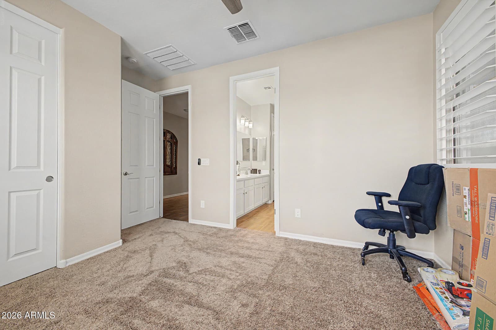 7641 W ODEUM Lane, Phoenix, AZ 85043 — photo 27 of 55