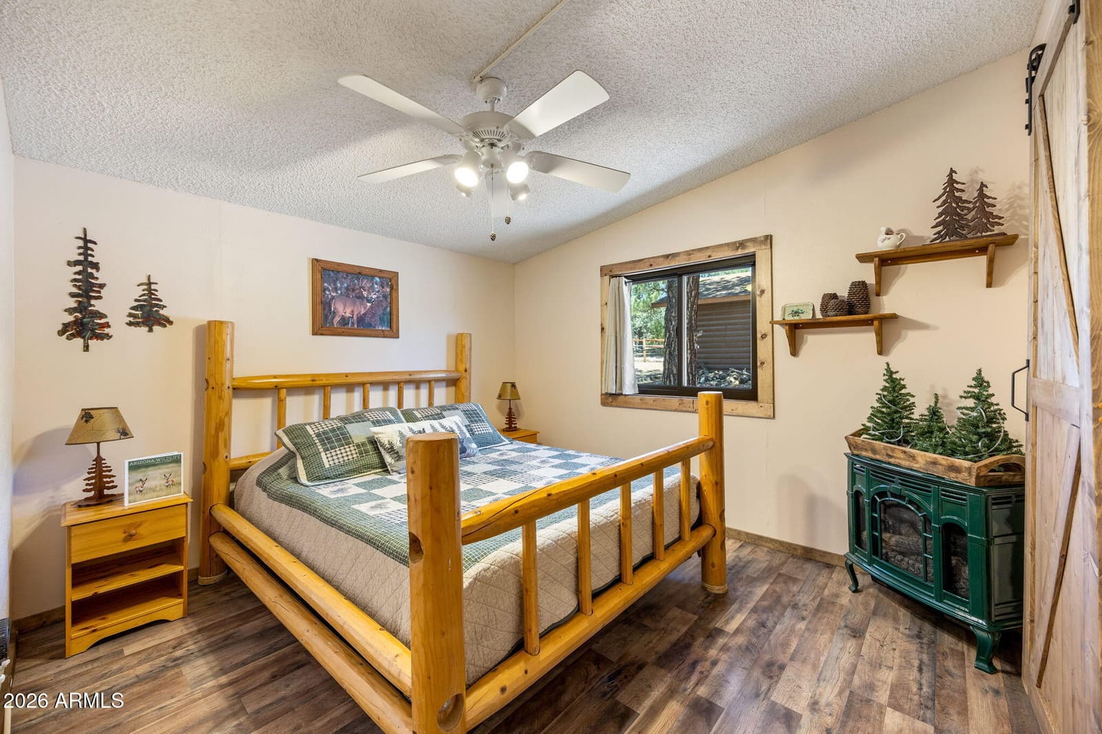 2191 Gingerbread Lane, Overgaard, AZ 85933 — photo 10 of 34