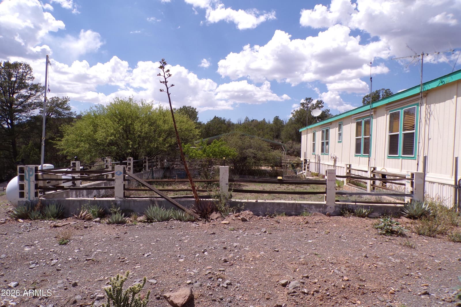 4619 N LOOKOUT CANYON Road, Kingman, AZ 86401 — photo 14 of 66