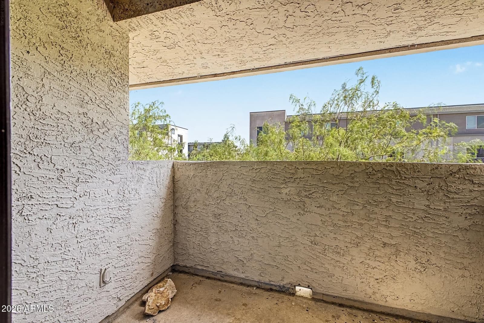 4240 N LONGVIEW Avenue 9, Phoenix, AZ 85014 — photo 14 of 18