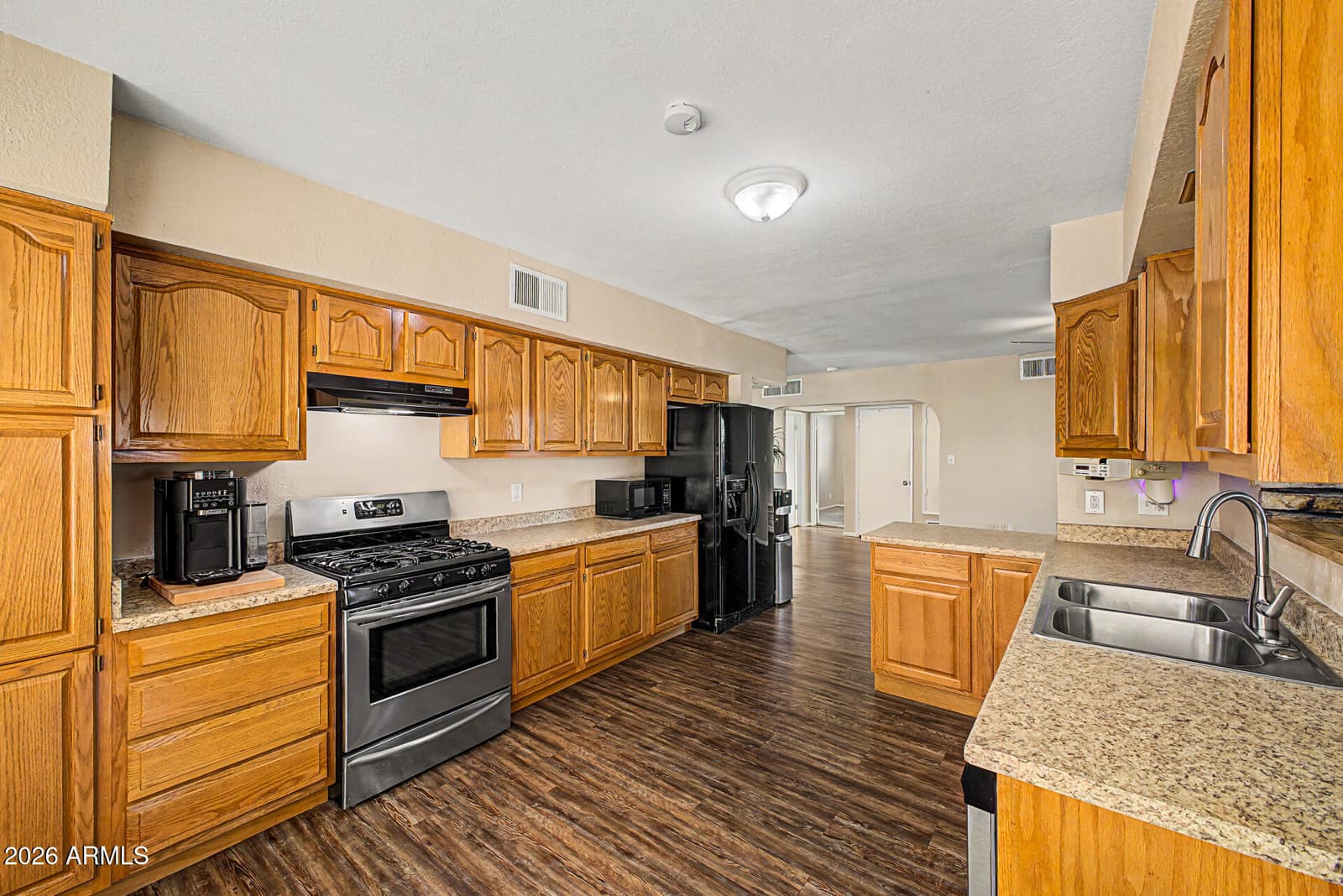 2315 W SHADY GLEN Avenue, Phoenix, AZ 85023 — photo 10 of 28