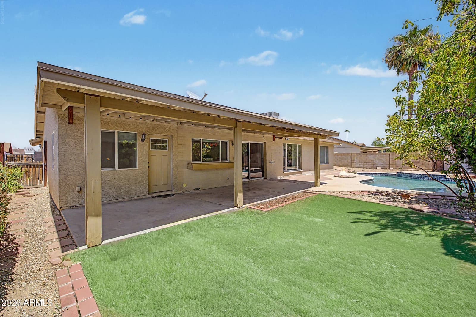 3745 W WILLOW Avenue, Phoenix, AZ 85029 — photo 29 of 38