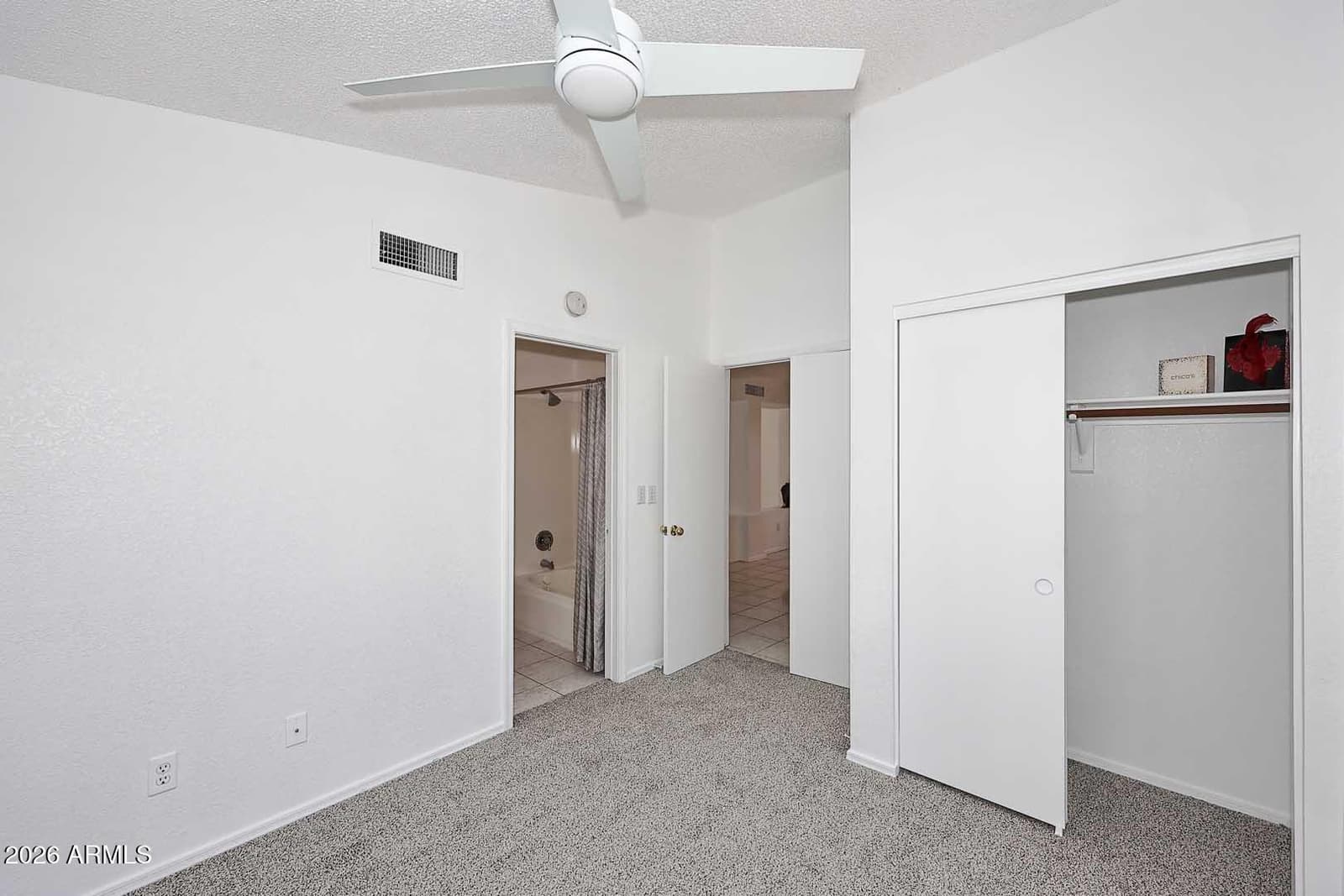 912 E Annette Drive, Phoenix, AZ 85022 — photo 13 of 32