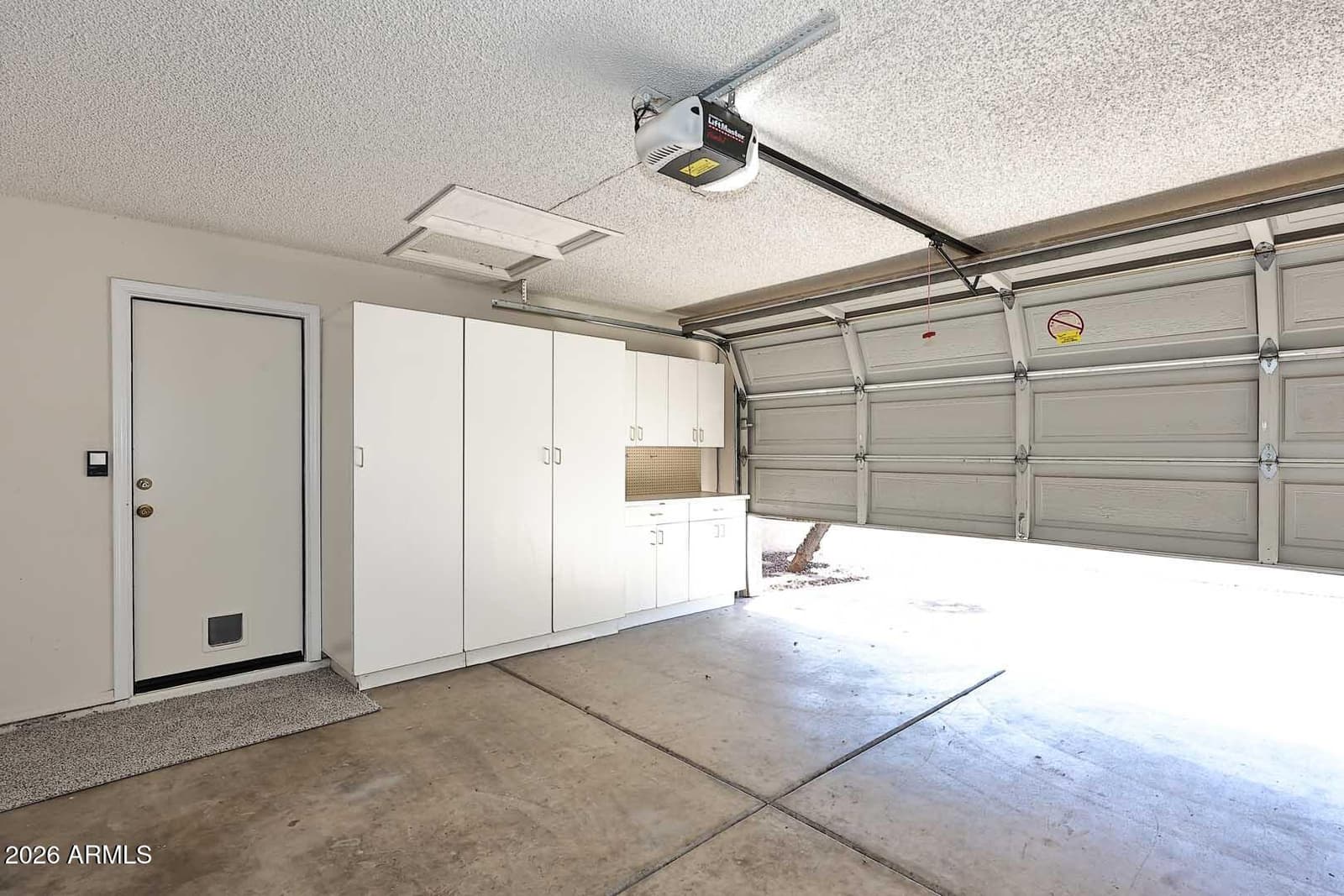 912 E Annette Drive, Phoenix, AZ 85022 — photo 16 of 32