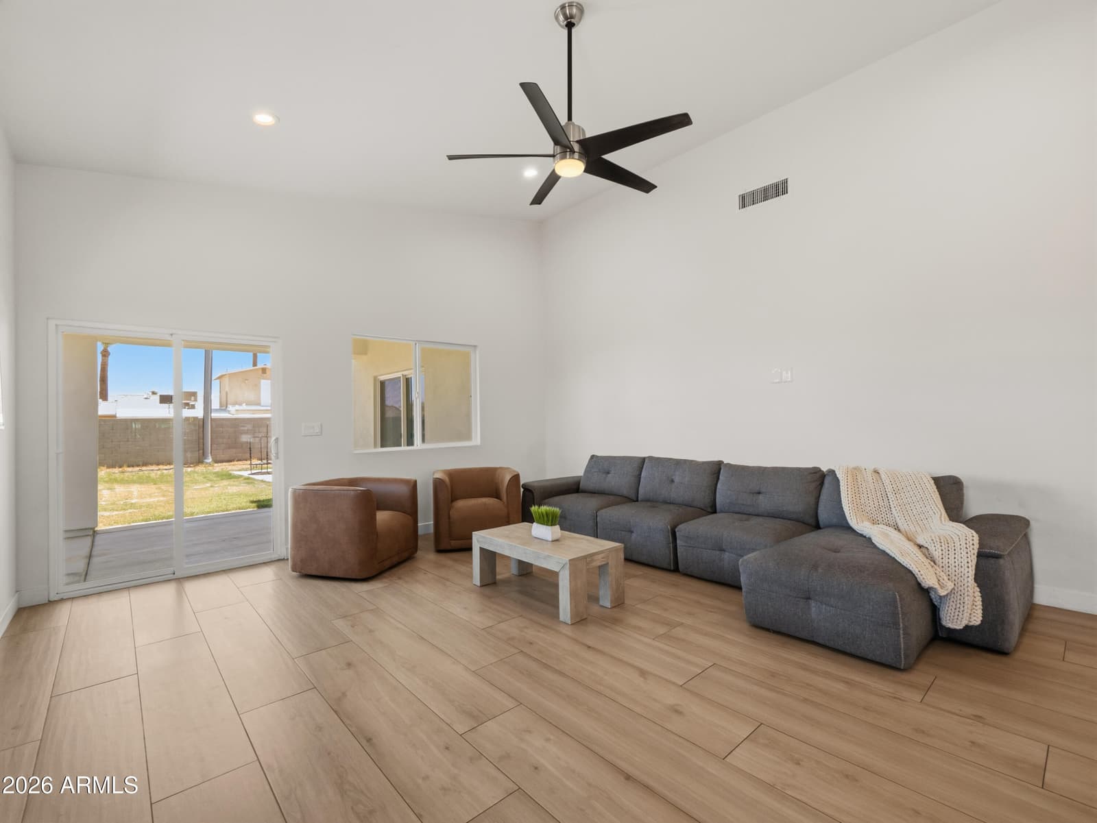 2345 N 28th Place, Phoenix, AZ 85008 — photo 11 of 21