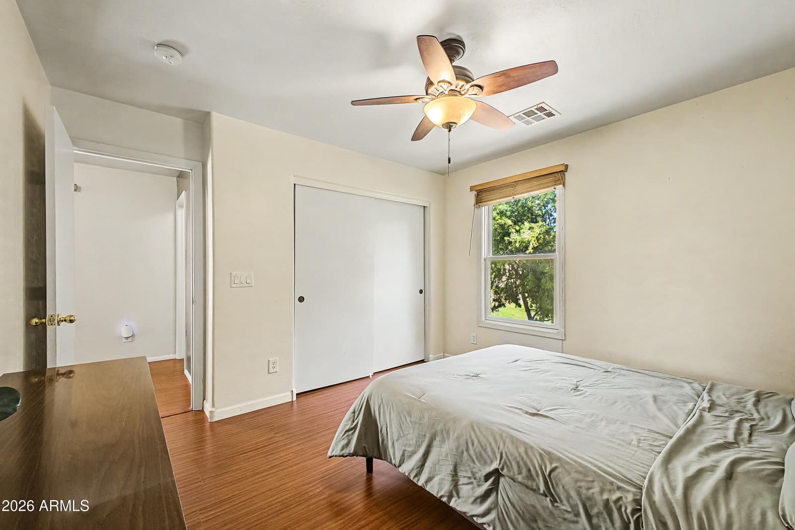 2101 E SUNLAND Avenue, Phoenix, AZ 85040 — photo 12 of 19