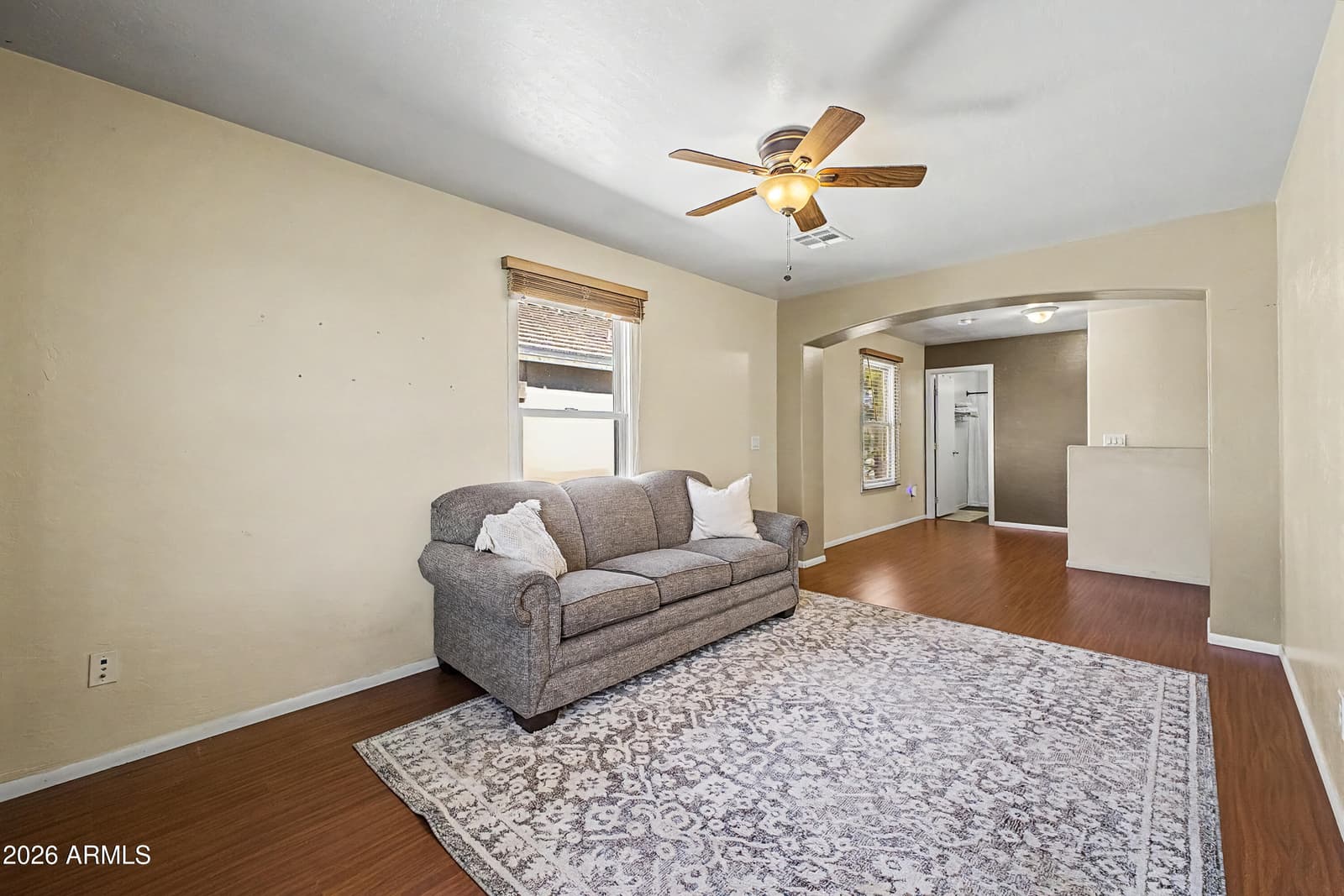 2101 E SUNLAND Avenue, Phoenix, AZ 85040 — photo 9 of 19