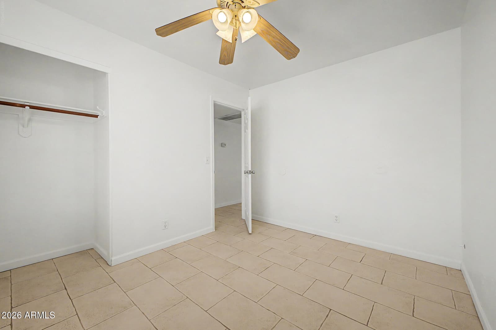 822 W BRADFORD Drive, Gilbert, AZ 85233 — photo 12 of 26