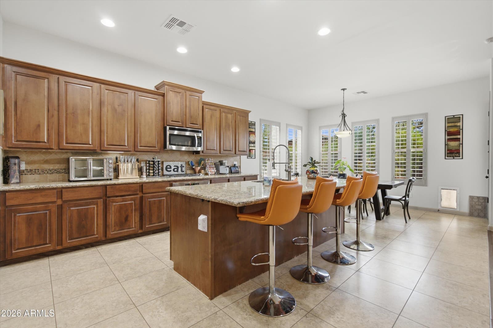 9108 S 15TH Way, Phoenix, AZ 85042 — photo 11 of 44