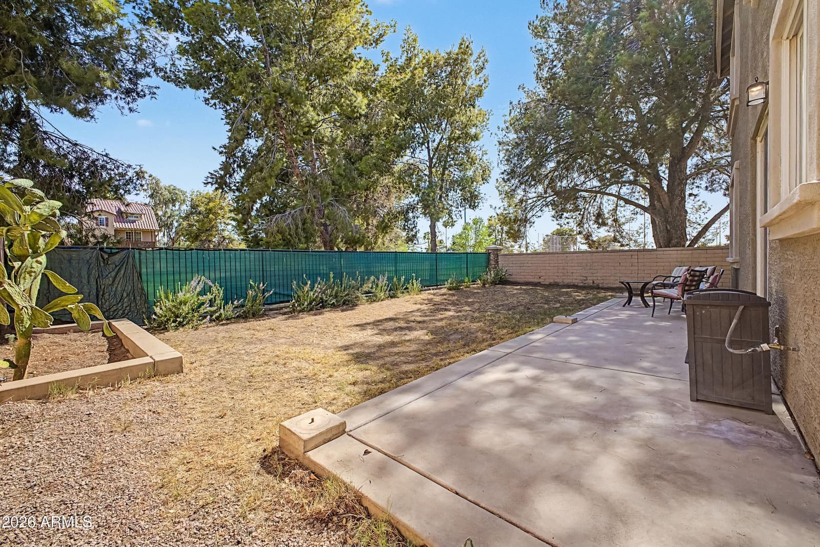 2101 E SUNLAND Avenue, Phoenix, AZ 85040 — photo 15 of 19