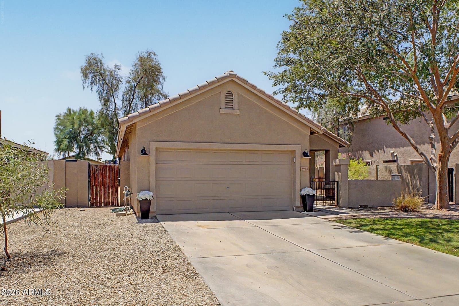 3283 E BOSTON Street, Gilbert, AZ 85295 — photo 6 of 34