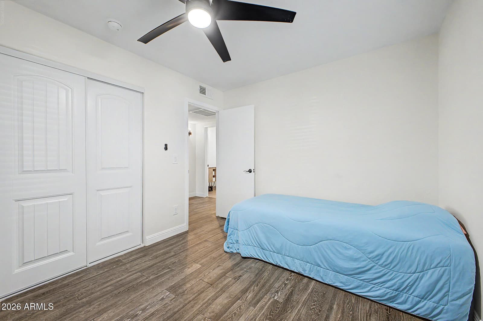 18261 N 1ST Avenue, Phoenix, AZ 85023 — photo 24 of 32