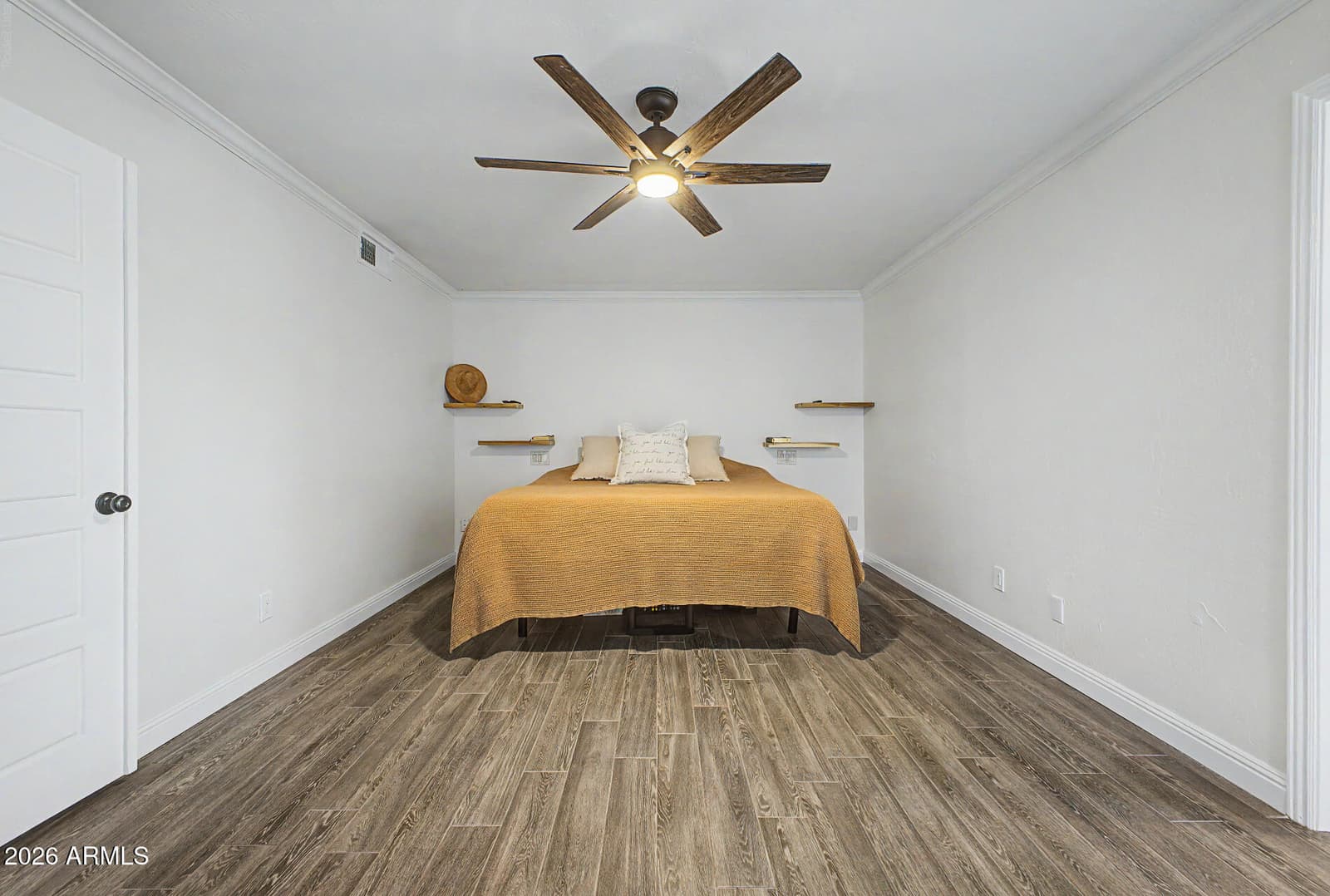 18261 N 1ST Avenue, Phoenix, AZ 85023 — photo 16 of 32