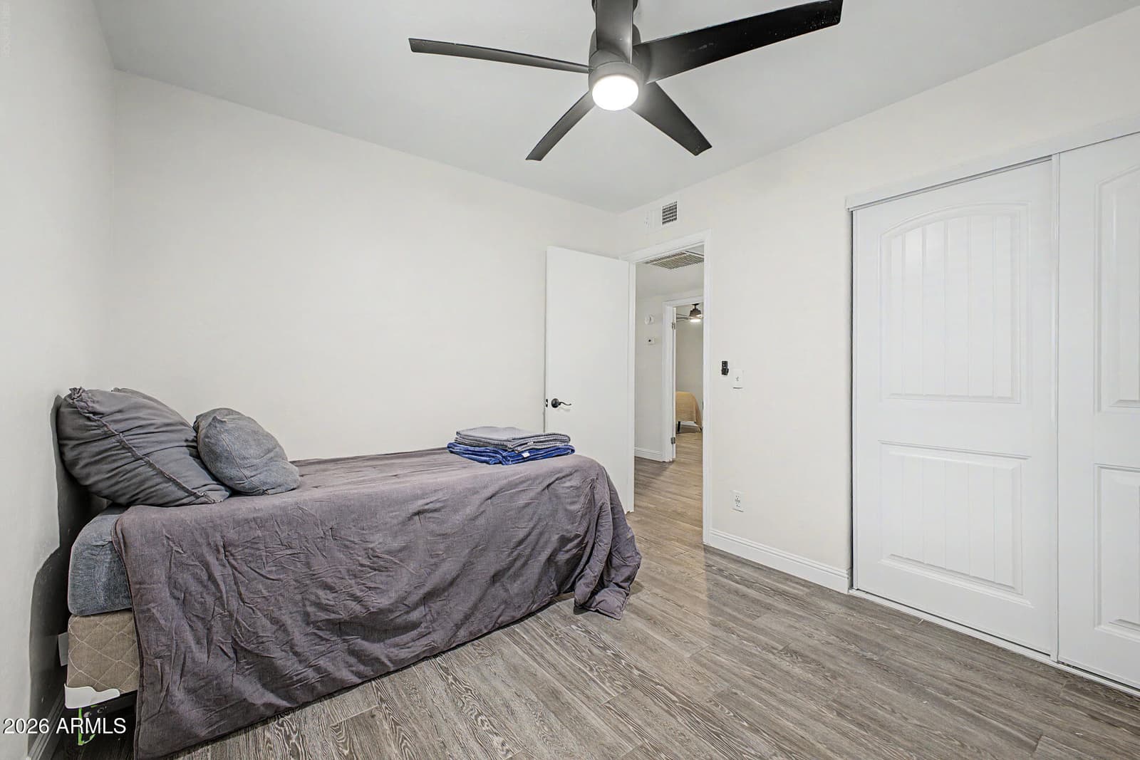 18261 N 1ST Avenue, Phoenix, AZ 85023 — photo 26 of 32