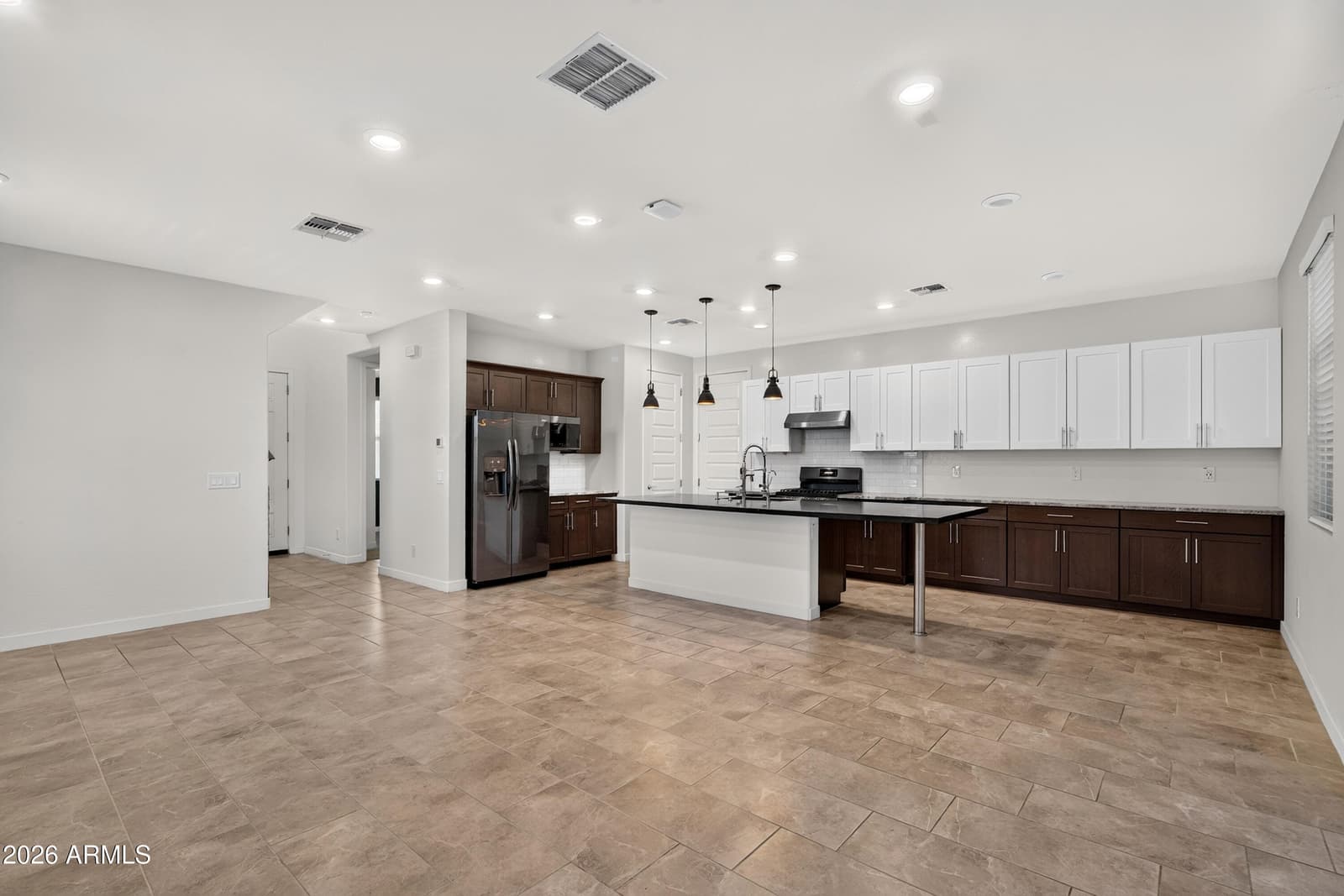 17207 N 10TH Street, Phoenix, AZ 85022 — photo 5 of 28