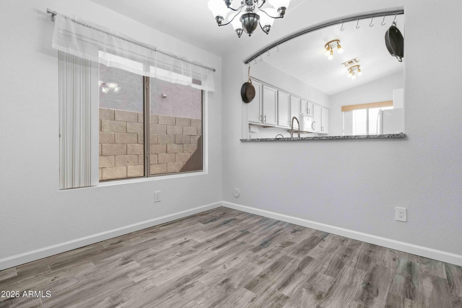1334 S HERITAGE Drive, Gilbert, AZ 85296 — photo 7 of 27