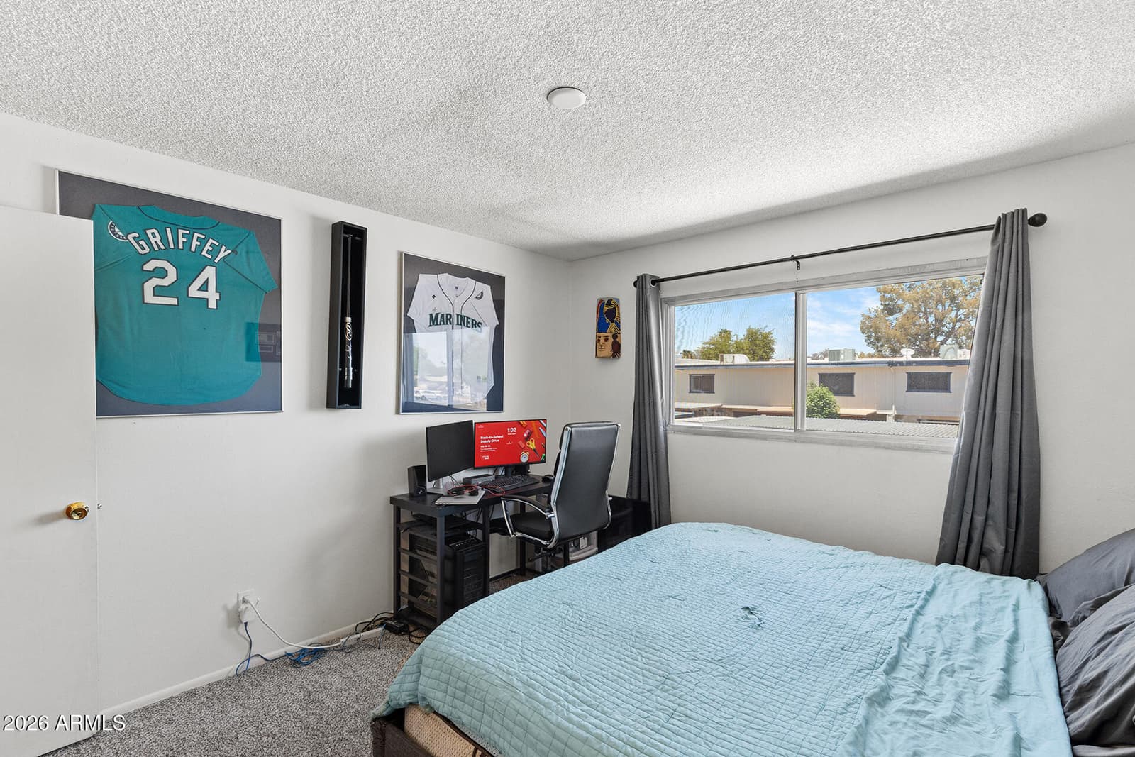 5409 W ECHO Lane, Glendale, AZ 85302 — photo 12 of 24