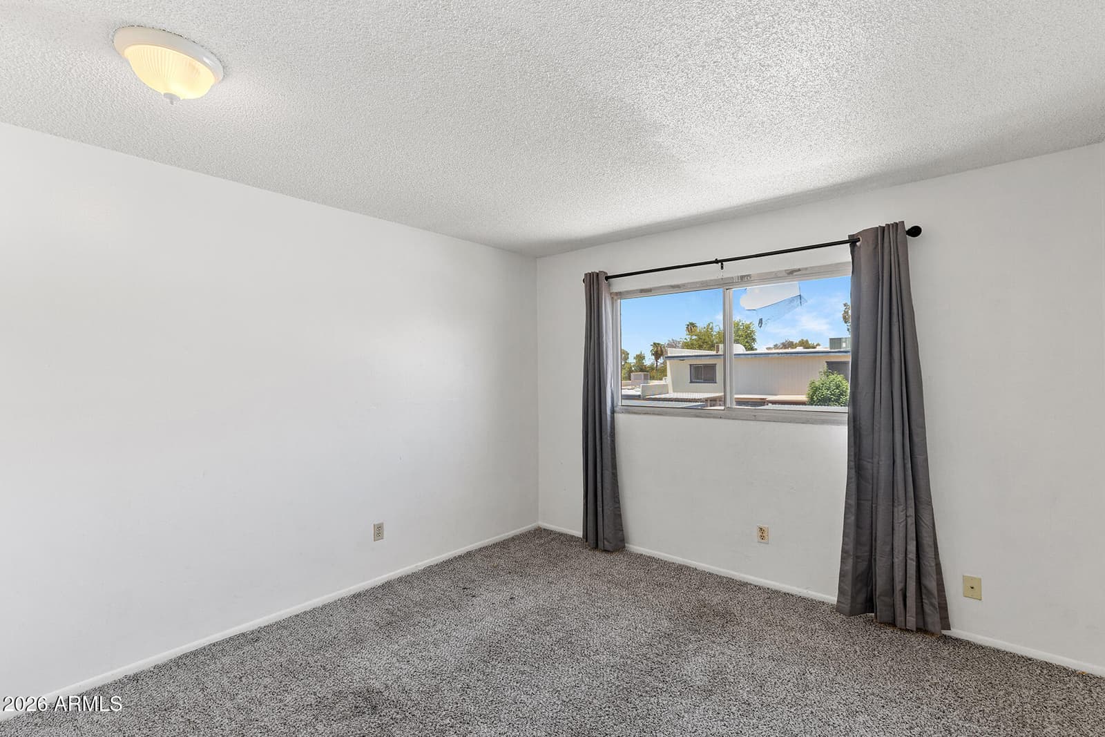 5409 W ECHO Lane, Glendale, AZ 85302 — photo 14 of 24