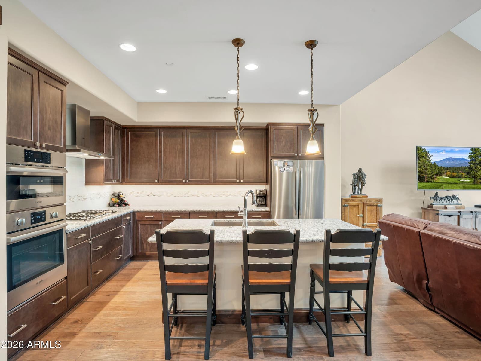 1531 E Castle Hills Drive, Flagstaff, AZ 86005 — photo 10 of 43