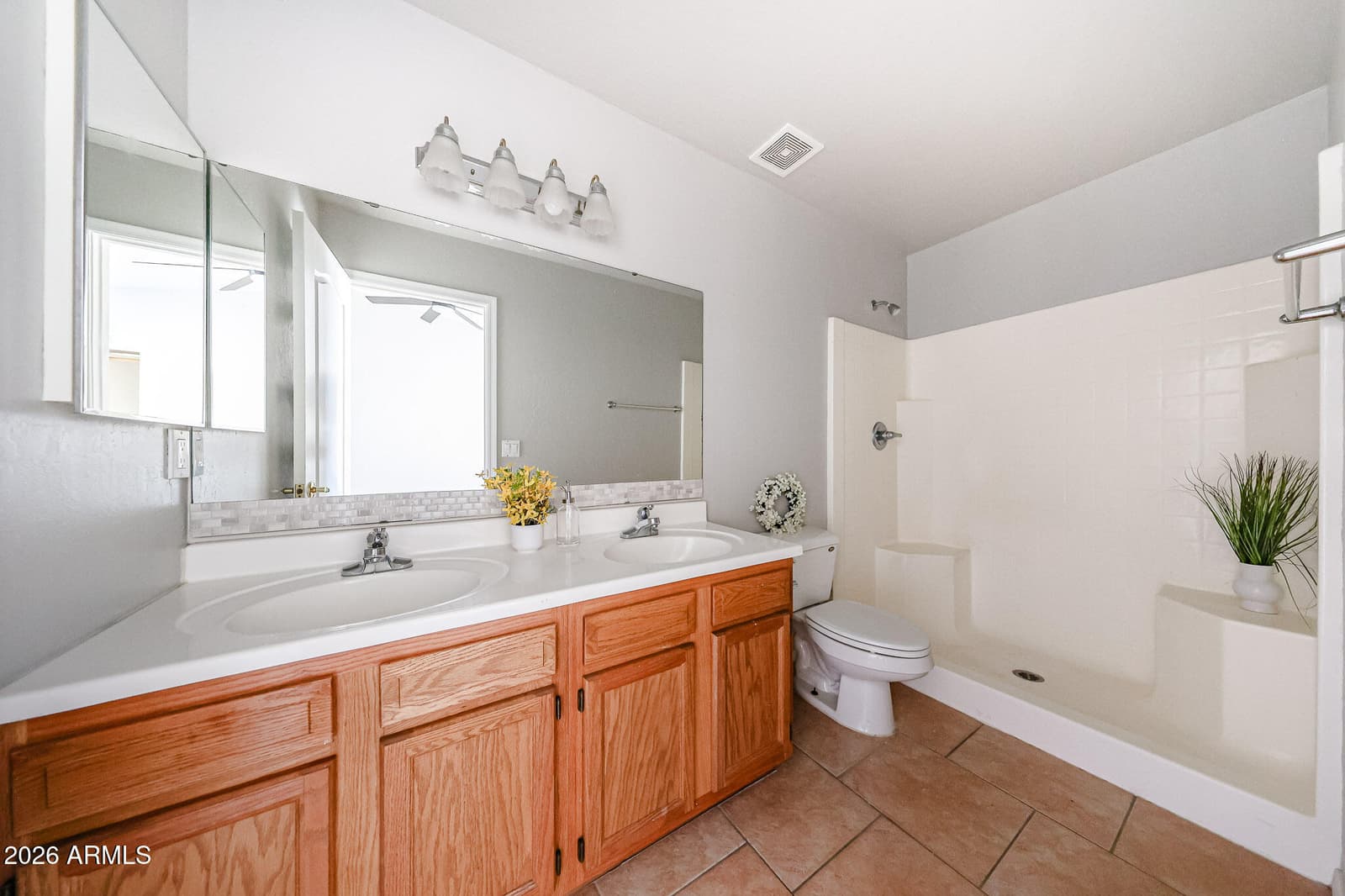 9870 W CAMELIA Drive, Arizona City, AZ 85123 — photo 17 of 51