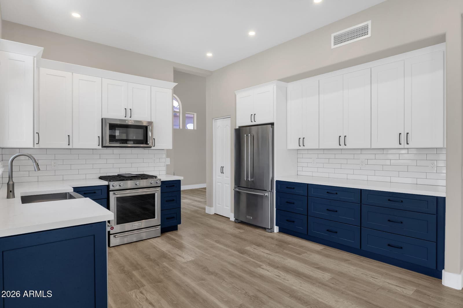 3748 N BARRON, Mesa, AZ 85207 — photo 5 of 47