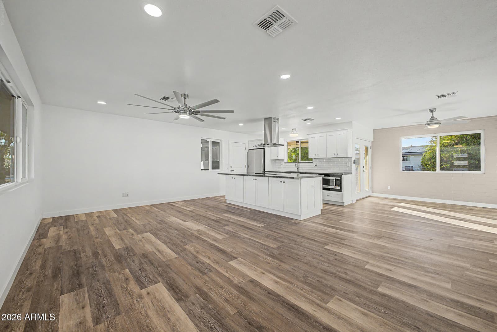 11010 W SUN CITY Boulevard, Sun City, AZ 85351 — photo 2 of 21