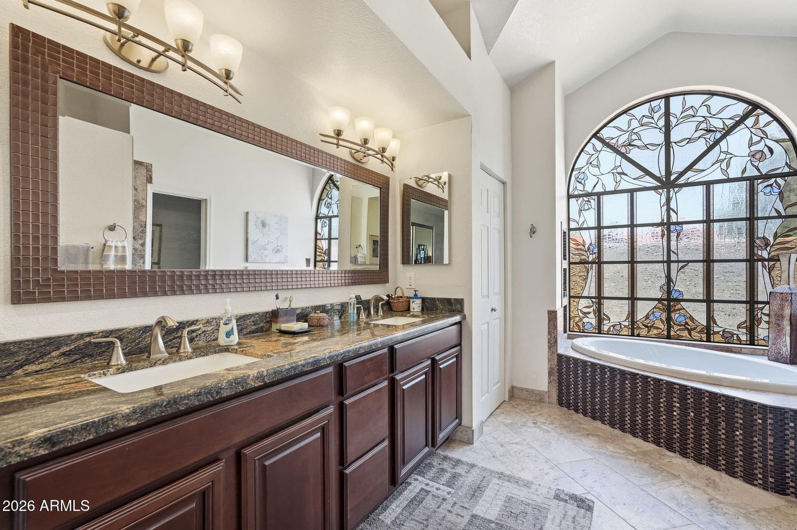 10565 E SAN SALVADOR Drive, Scottsdale, AZ 85258 — photo 15 of 46
