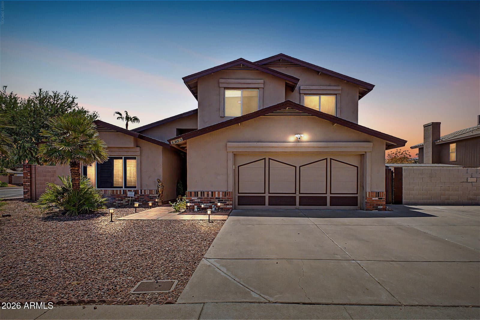 3933 W SAGUARO PARK Lane, Glendale, AZ 85310 — photo 1 of 37