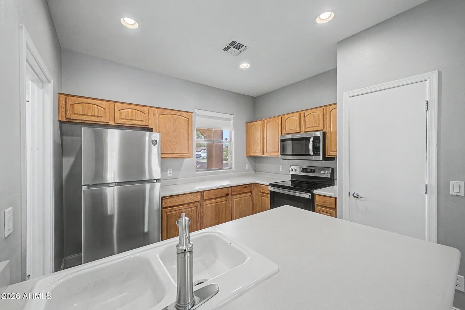 28188 N WILLEMITE Drive, San Tan Valley, AZ 85143 — photo 5 of 30