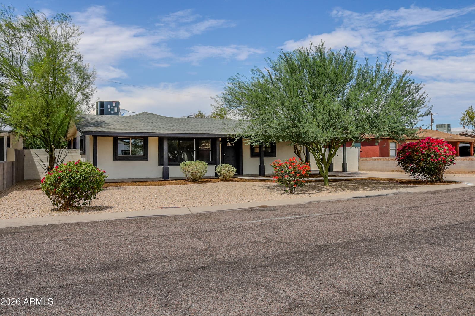 2936 W HIGHLAND Avenue, Phoenix, AZ 85017 — photo 3 of 21