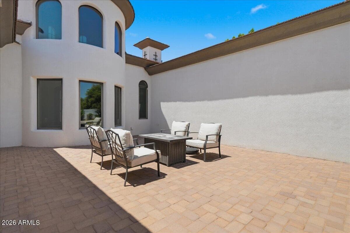 5827 S MARIN Court, Gilbert, AZ 85298 — photo 14 of 103