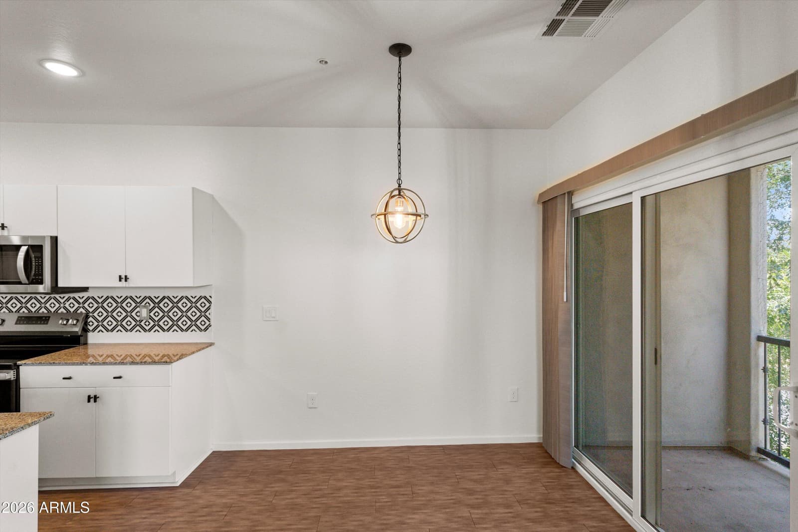 2304 E HIDALGO Avenue, Phoenix, AZ 85040 — photo 12 of 35