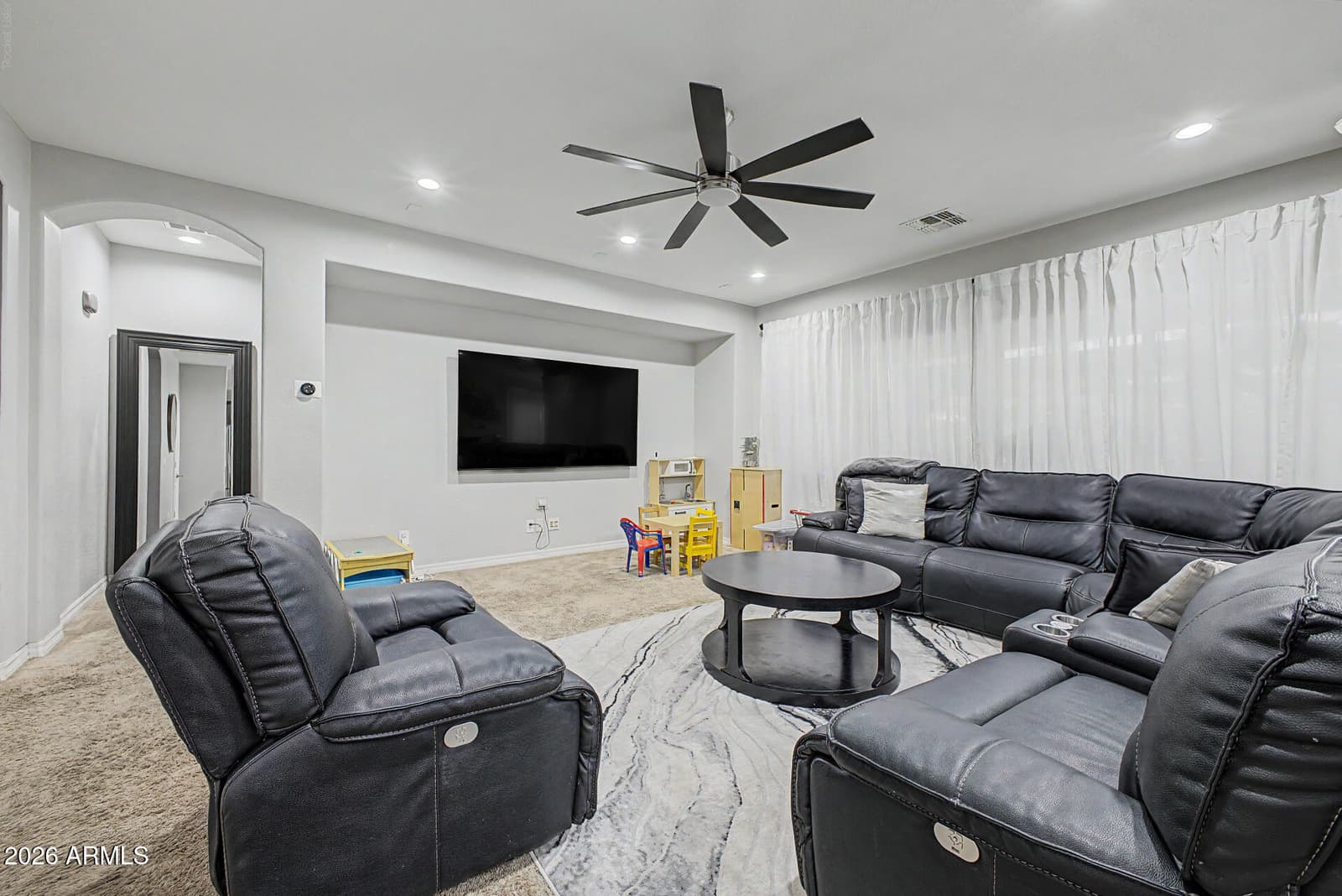 2769 E RAKESTRAW Lane, Gilbert, AZ 85298 — photo 5 of 24